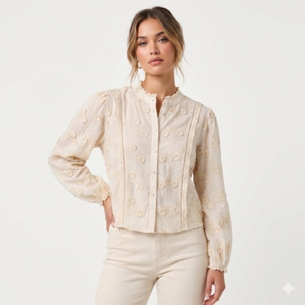Lulus Women’s Admired Effect Button Up Blouse XL Cream